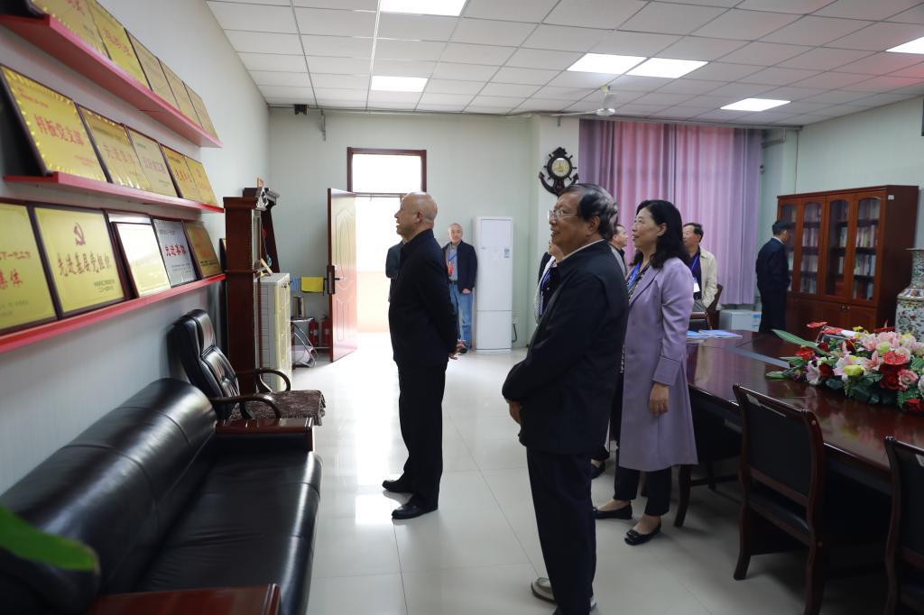 https://www.ayit.edu.cn/__local/0/48/C1/C446108858EAE04A940C6CA0276_60130FD0_134CD.jpg